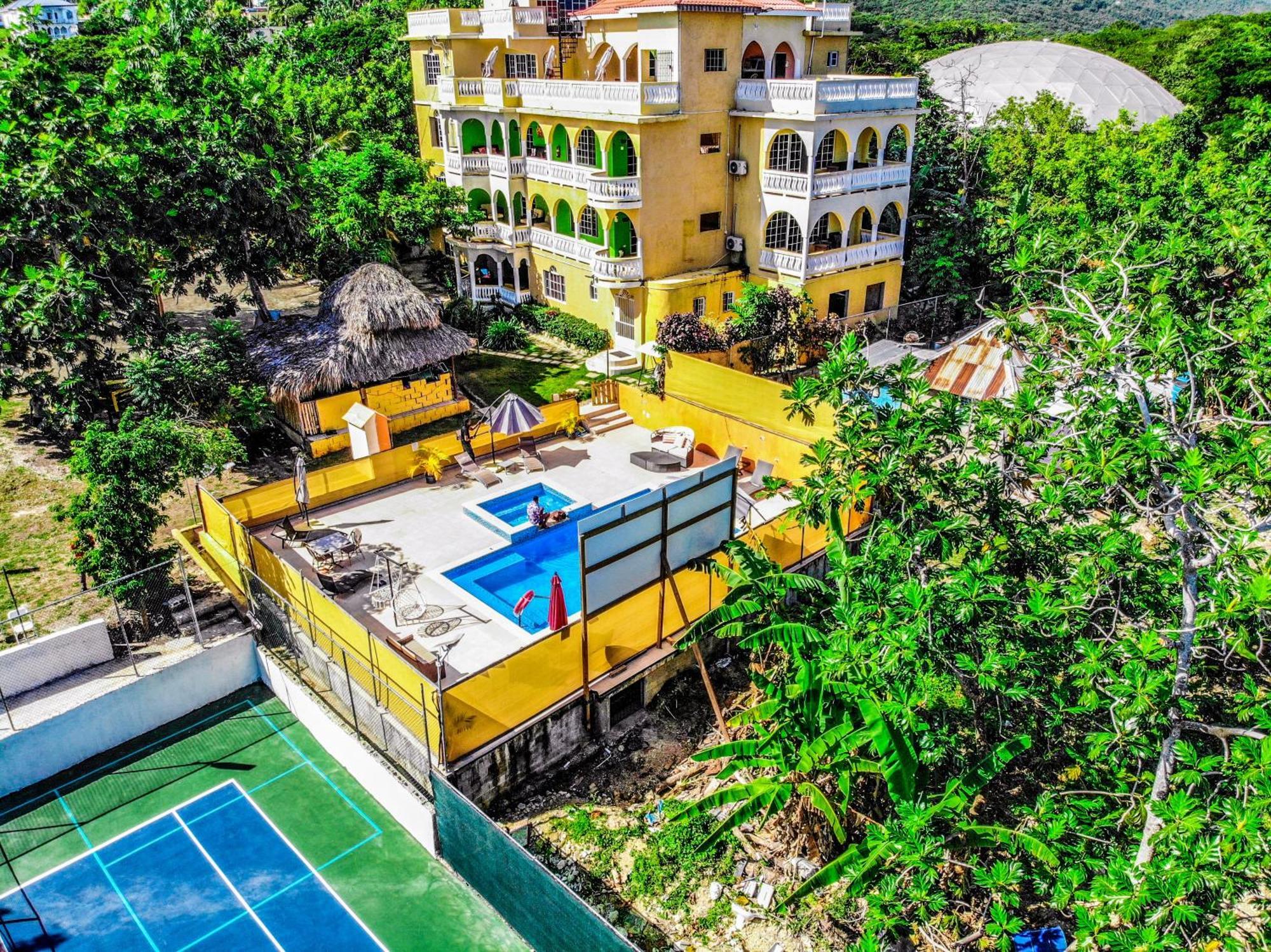Takuma Boutque Hotel Hotel Rooms & Suites Montego Bay Eksteriør billede